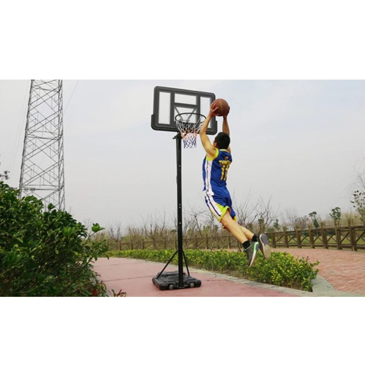 Basketball stand