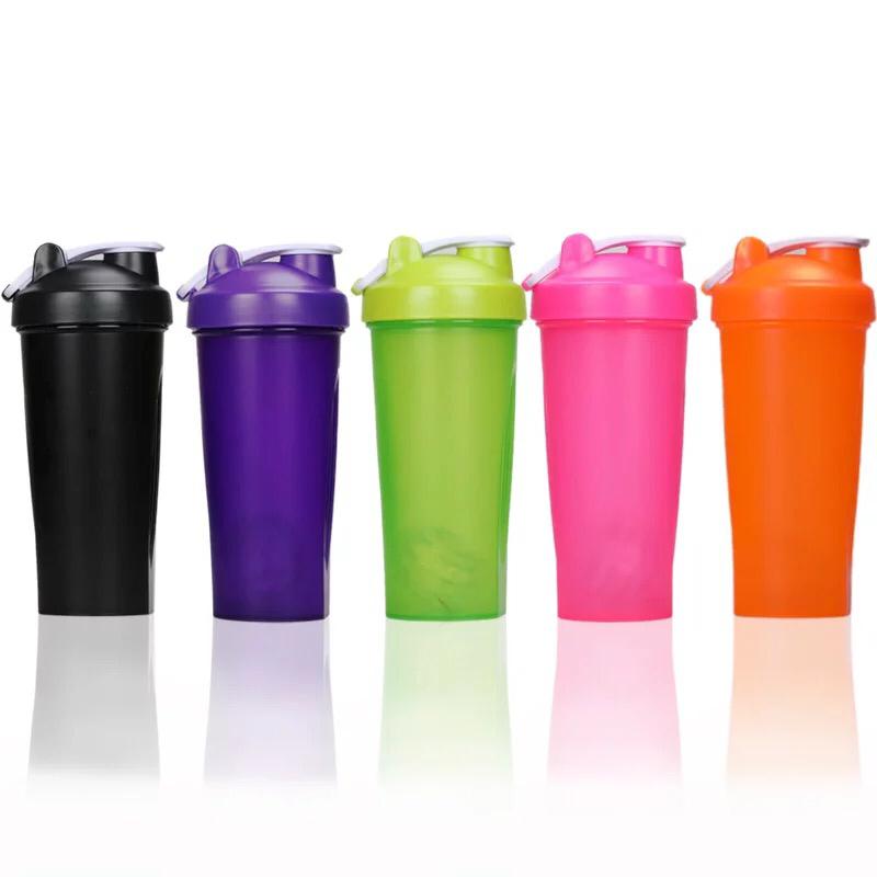 Plastic shaker bottle